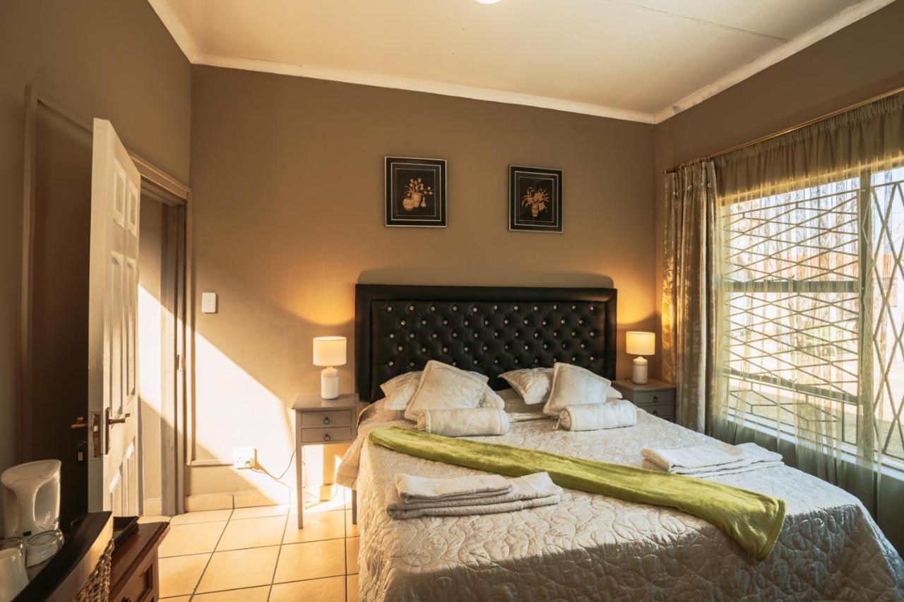 Ramandire B&B Witbank Exteriör bild