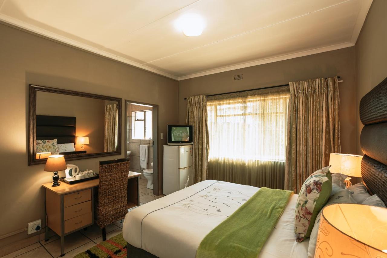 Ramandire B&B Witbank Exteriör bild