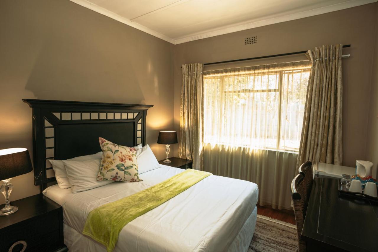 Ramandire B&B Witbank Exteriör bild