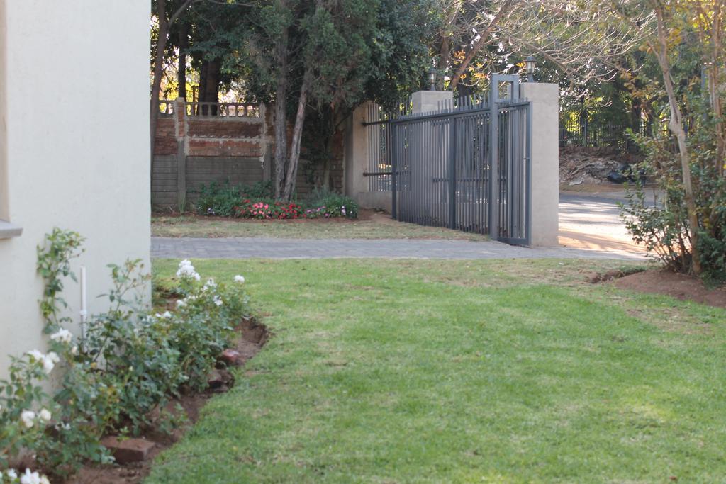 Ramandire B&B Witbank Exteriör bild